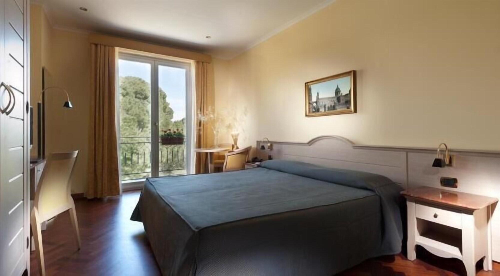 Hotel Giardino Inglese Палермо Экстерьер фото